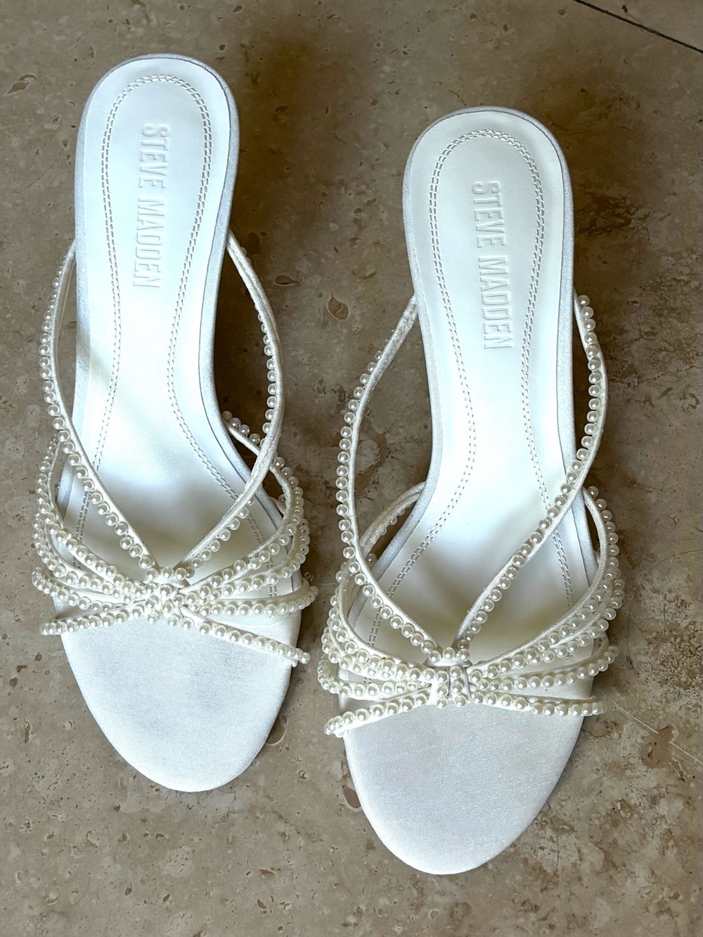 Steve Madden EDNA White Pearl-Strap Slide Sandals size 8 - Picture 1 of 6